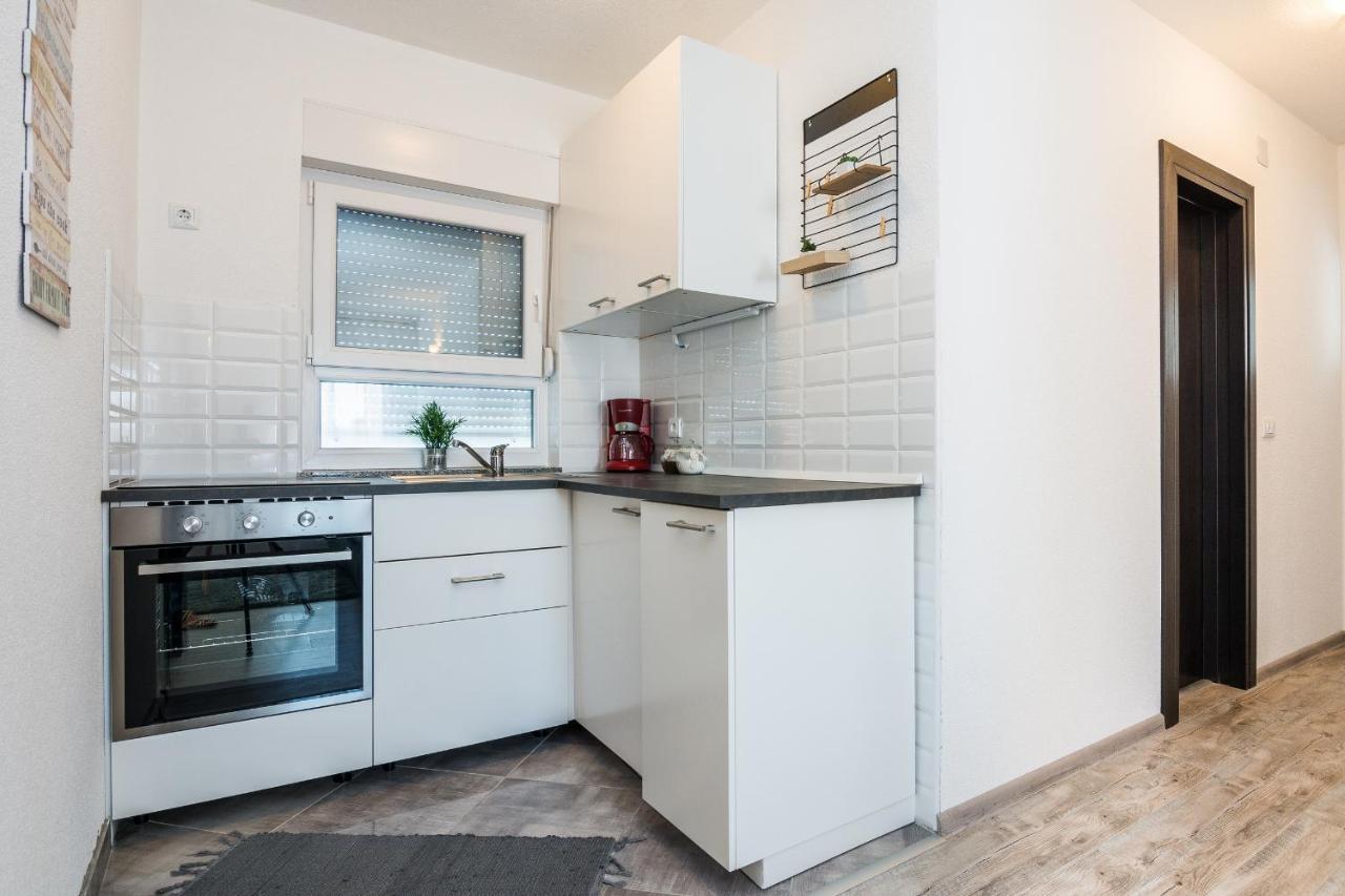 Apartments Krpan Vir Zewnętrze zdjęcie