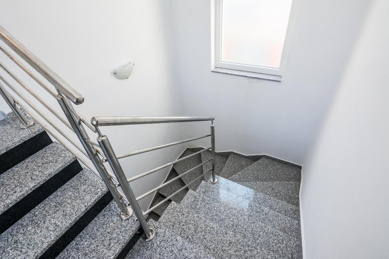 Apartments Krpan Vir Zewnętrze zdjęcie